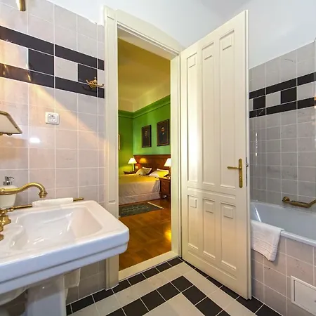 Tripalo, Bed & Breakfast